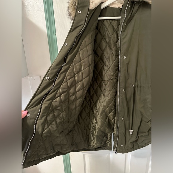 H&M winter jacket - Picture 3 of 9